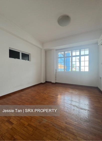 Mugliston Road (D15), Terrace #543297321
